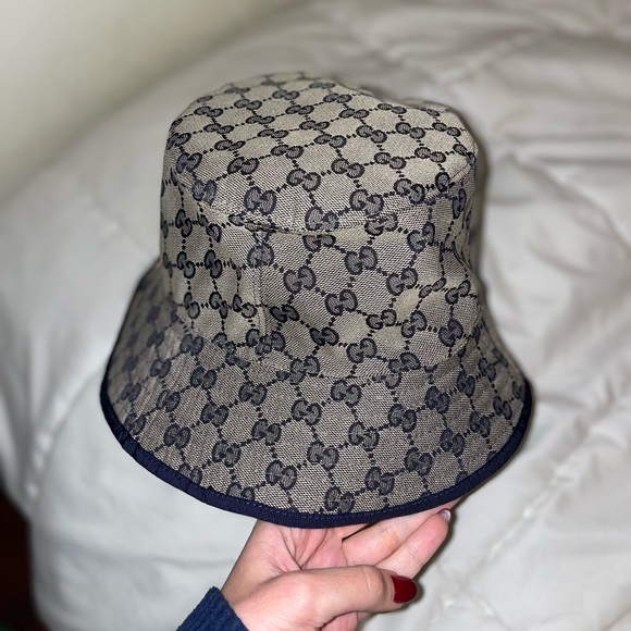 Gucci canvas, bucket hat, size medium. Made in Italy. - Picture 6 of 6